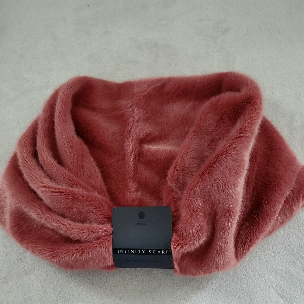 Dusty Rose Infinity Scarf Faux Fur One Size Collar Soft Winter